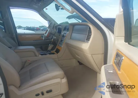 2008 Lincoln Navigator from USA, damaged, VIN 5LMFU27568LJ02076